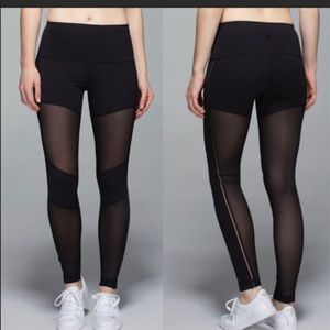 Lululemon hot in the street mesh leggings